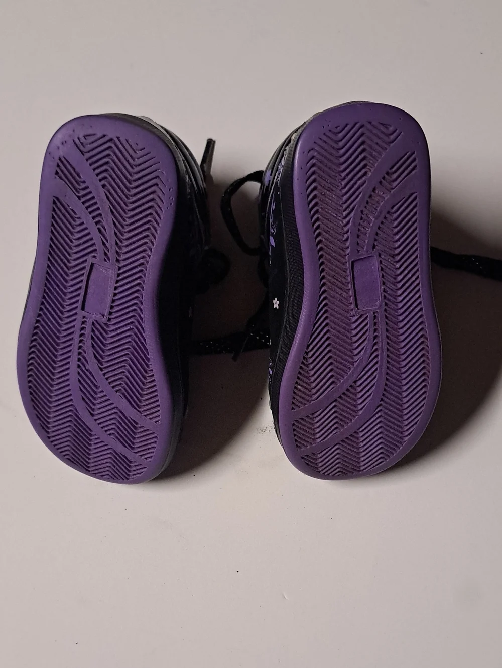 Kids Black & Purple Butterfly High-Top Sneakers - Youth Lace-Up